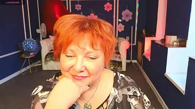 Kira Kingslee online show from April 2026 12:29:02 PM