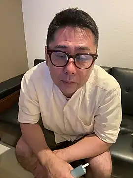 Snapshot of RYUICHI_1919 chatting on June 2026 07:36:02 AM RYUICHI 1919 online show from June 2026 07:36:02 AM