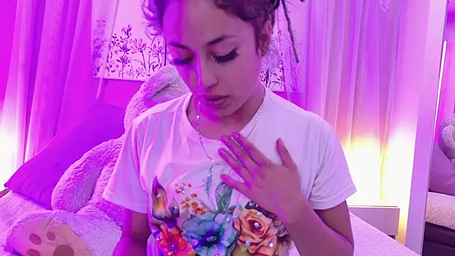 Snapshot of canela_bm chatting on May 2026 01:29:02 PM canela bm online show from May 2026 01:29:02 PM