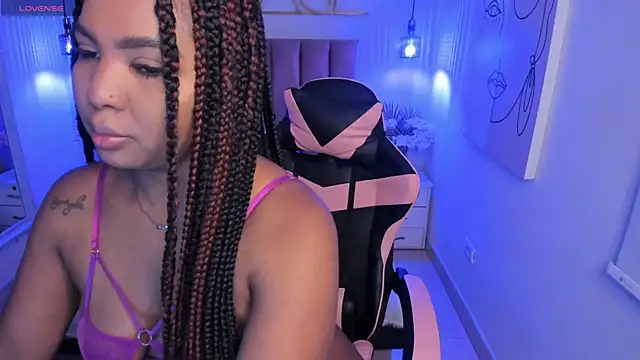 madisoncurt  online show from June 2026 11:47:02 AM