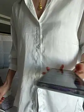 yuanpu0925 online show from April 2026 12:23:01 AM