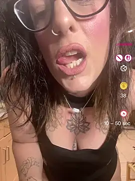 IvyBelleMilf online show from April 2026 09:32:02 PM