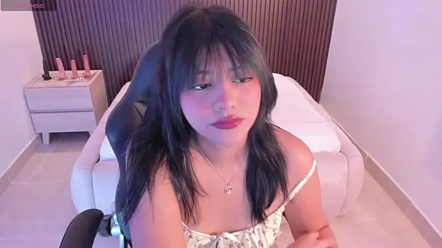Snapshot of MILLYEVANS1 chatting on May 2026 03:11:02 AM MILLYEVANS1 online show from May 2026 03:11:02 AM