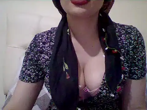 Snapshot of busex25 chatting on April 2026 08:43:02 PM busex25 online show from April 2026 08:43:02 PM