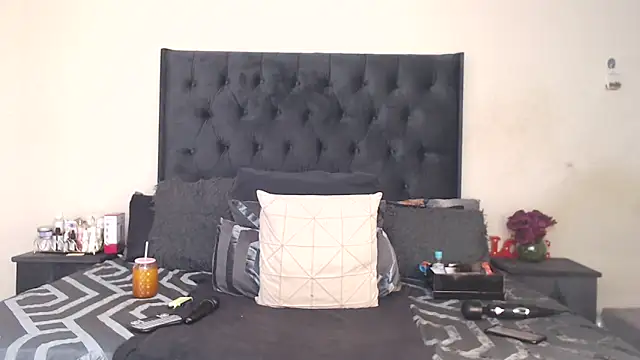 AdventuresLove7 online show from May 2026 11:59:01 AM