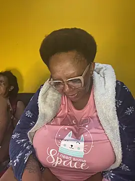 BoobsQueeen online show from July 2026 12:36:02 AM