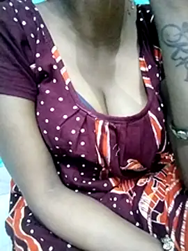 Snapshot of Pinky-hot11 chatting on May 2026 03:09:01 PM Pinky-hot11 online show from May 2026 03:09:01 PM
