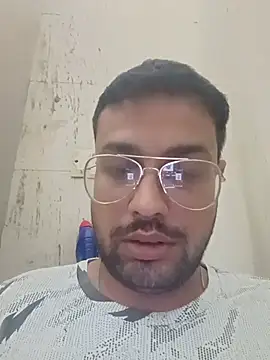 herochoclateboy online show from July 2026 06:00:02 PM