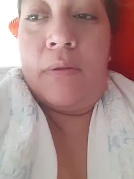 Amalianoir online show from May 2026 03:52:01 PM