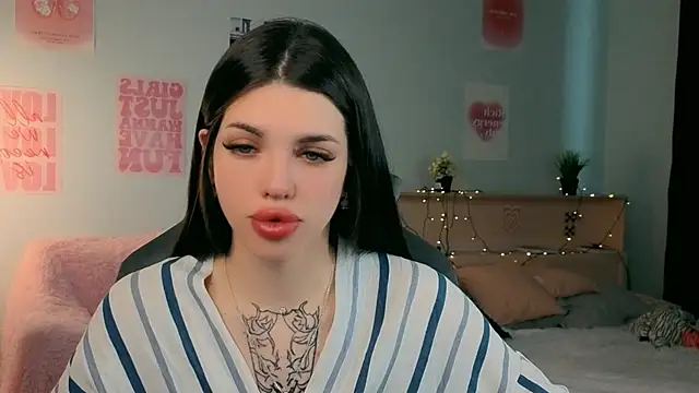 molly rettyy online show from May 2026 04:29:02 AM