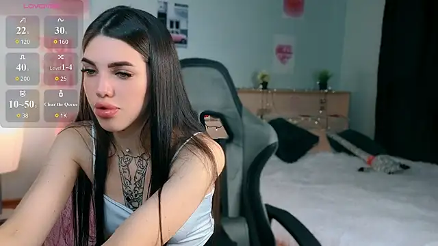 molly rettyy online show from June 2026 03:53:02 AM