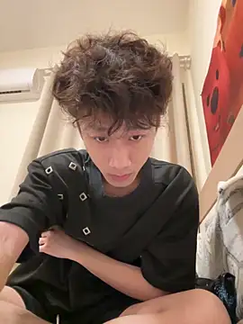 sexyboy-3525 online show from April 2026 02:14:02 PM