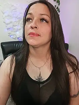 Isa bluee online show from July 2026 02:04:01 AM