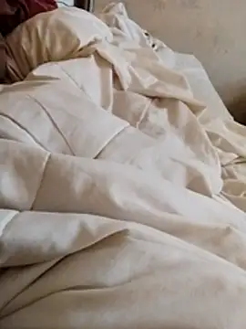 Snapshot of zeptap chatting on April 2026 05:52:01 AM zeptap online show from April 2026 05:52:01 AM