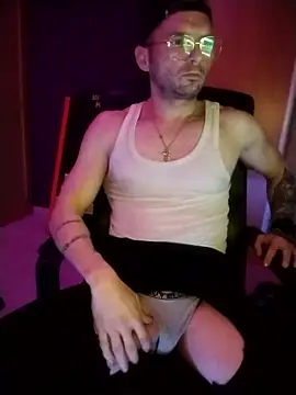 Snapshot of Tu-TeNtaciOn00 chatting on March 2026 11:49:02 PM Tu-TeNtaciOn00 online show from March 2026 11:49:02 PM