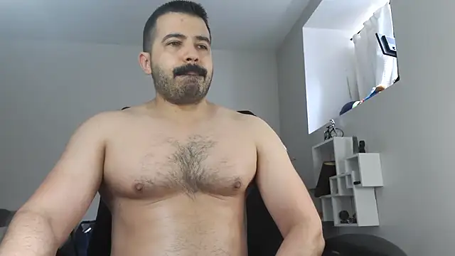 AngelFusco online show from April 2026 02:32:01 PM