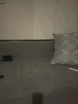 Z Milll online show from June 2026 04:55:01 PM