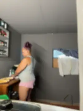 SHY QUINN online show from June 2026 12:00:01 AM