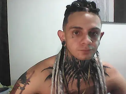 CardonaWolf online show from March 2026 02:23:01 AM