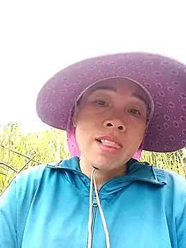 Vily-lonely online show from April 2026 10:19:01 AM