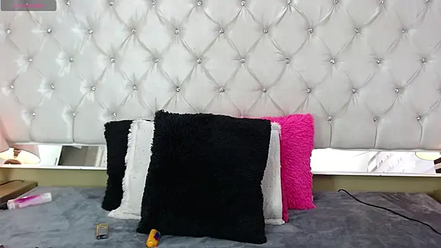 Snapshot of MistressNyx_ chatting on May 2026 08:37:01 PM MistressNyx online show from May 2026 08:37:01 PM