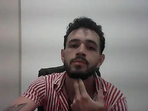 Snapshot of NoxxVx chatting on June 2026 11:46:02 PM NoxxVx online show from June 2026 11:46:02 PM