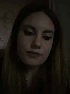 Snapshot of SilkObsession chatting on April 2026 09:45:01 PM SilkObsession online show from April 2026 09:45:01 PM