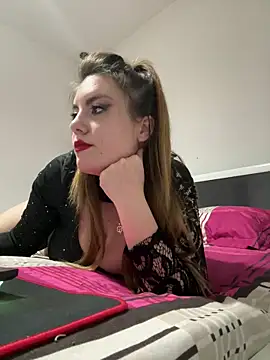 Snapshot of SilkObsession chatting on April 2026 10:54:02 PM SilkObsession online show from April 2026 10:54:02 PM