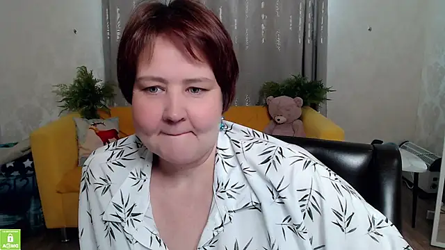 Snapshot of QUEEN02030 chatting on April 2026 09:51:02 AM QUEEN02030 online show from April 2026 09:51:02 AM