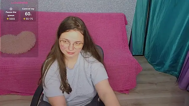 SofiDreamm online show from May 2026 07:42:02 PM