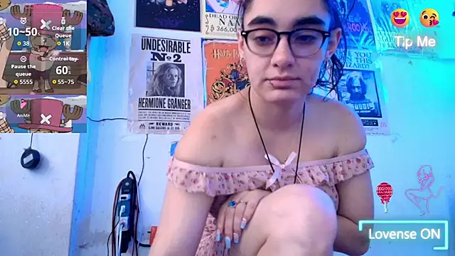 Ellaa honey online show from June 2026 06:19:02 PM