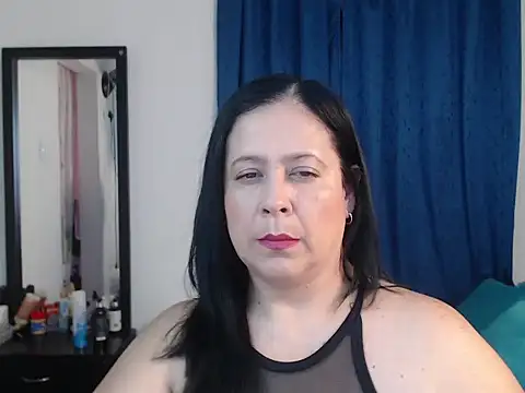carlareyesk977 online show from April 2026 03:25:02 PM