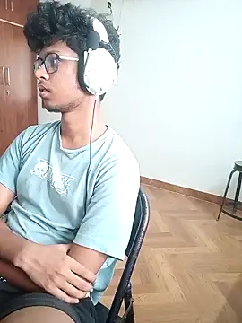 letsplaygame online show from May 2026 04:28:02 AM