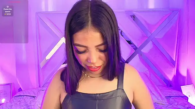 Snapshot of Ariana_castillo02 chatting on April 2026 12:55:02 PM Ariana castillo02 online show from April 2026 12:55:02 PM
