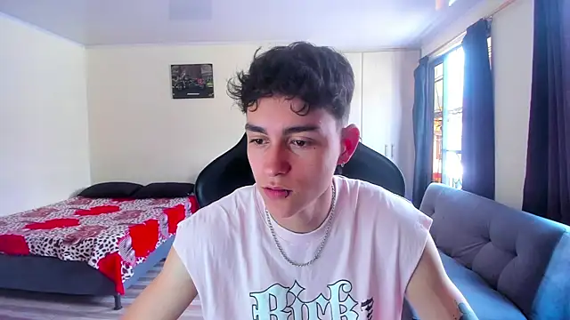 Snapshot of Luke_Chill chatting on April 2026 06:38:01 PM Luke Chill online show from April 2026 06:38:01 PM