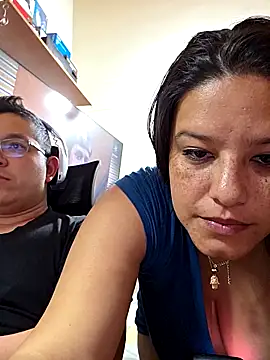 Snapshot of TitanLeo chatting on April 2026 04:57:01 AM TitanLeo online show from April 2026 04:57:01 AM