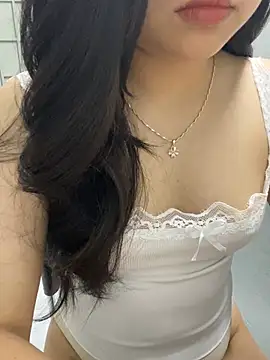 Rosecute11 online show from April 2026 03:14:02 PM