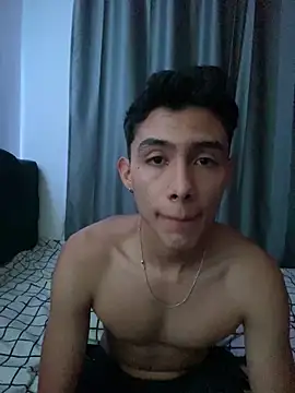 Snapshot of jmaxter chatting on April 2026 04:46:01 AM jmaxter online show from April 2026 04:46:01 AM