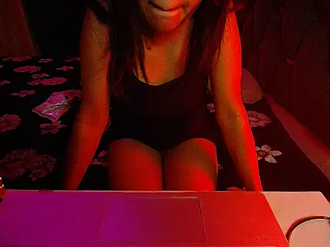 Snapshot of hoty-vani chatting on May 2026 05:07:01 PM hoty-vani online show from May 2026 05:07:01 PM