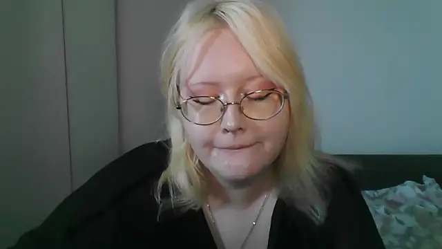 Snapshot of Elayne_Sweet chatting on April 2026 08:09:02 AM Elayne Sweet online show from April 2026 08:09:02 AM