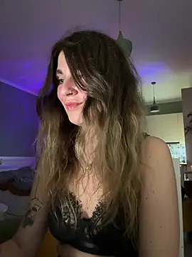 Rita Tease online show from June 2026 07:05:01 PM