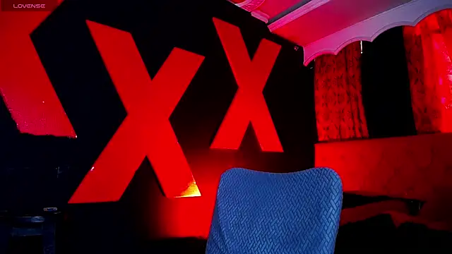 AlanFox1 online show from April 2026 01:53:02 PM
