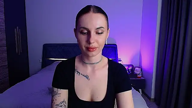 Sour Berry  online show from April 2026 05:07:01 PM