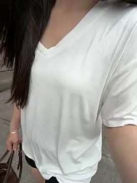 Xiaoyunduo1 online show from May 2026 08:20:01 AM