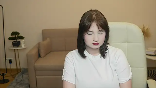 AshleyKysar online show from April 2026 01:41:01 PM