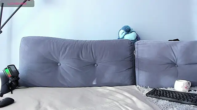 Snapshot of Recklessalanx chatting on April 2026 04:46:02 AM Recklessalanx online show from April 2026 04:46:02 AM