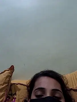 Snapshot of Annu_02 chatting on April 2026 06:38:01 PM Annu 02 online show from April 2026 06:38:01 PM