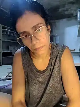 Snapshot of Cristotoza chatting on June 2026 06:25:01 AM Cristotoza online show from June 2026 06:25:01 AM