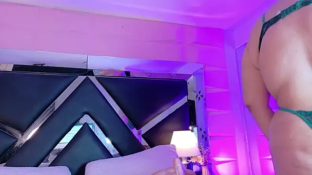 Veronica Nasty  online show from May 2026 07:18:01 PM