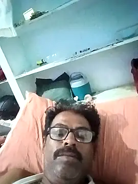 Snapshot of DKD-DARLING chatting on March 2026 10:21:02 PM DKD-DARLING online show from March 2026 10:21:02 PM